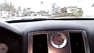A chick gave a blowjob to her friend in the car