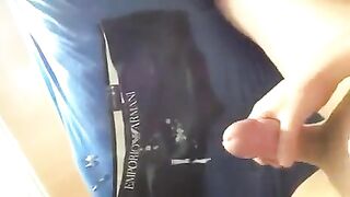 I jerked off my dick, but the cum did not go out