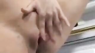 Pregnant woman gets her pussy filled with cum