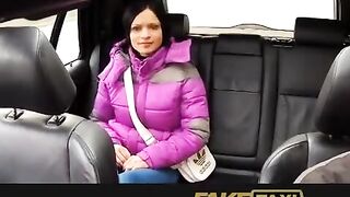A hot chick screwed by a taxi driver in his car