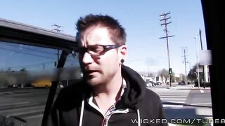 A cunning guy found a way out of divorce for himself