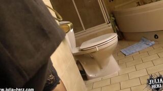 A young girl has sex at home and gets cum on her glasses