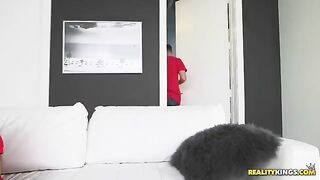 A man forced sex with a nice lady in the shower, what a shame
