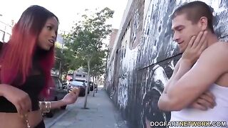 Mulatochka Nicole Apples shows the basics of sex machine