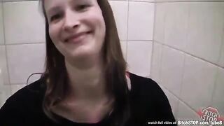In the toilet, I paid for sex with a girl I met