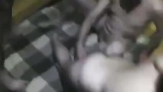 The husband allowed his friend to have sex with his wife