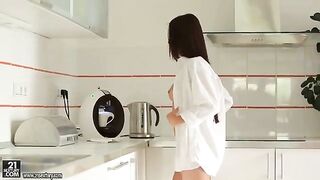 A young girl is being fucked early in the morning