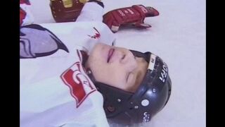 A hockey fan got a chance to fuck her hero in ass