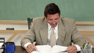 Student gave the teacher a blowjob to get a good mark