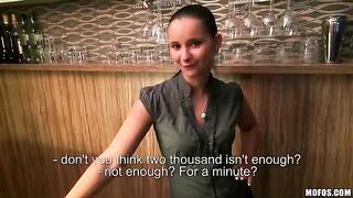 Bartender agreed to have sex with a beautiful man