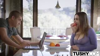 After a breakfast, Natasha Niis was engaged in the intimate act with her husband