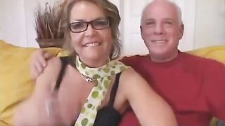 An old man gave his wife to a student to be fucked