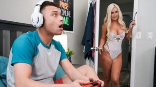 She gets her pussy filled with cum in a steamy session