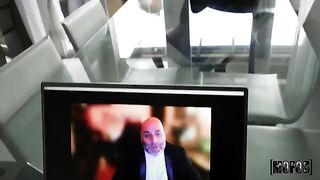 Close the camera and come to fuck with me