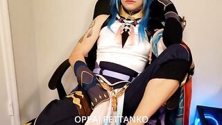 Zhongli caught cosplayer Xiao rubbing her pussy through panties