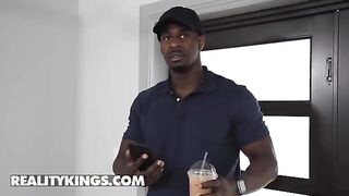The delivery guy came for sex with Valentina Jewels in the kitchen