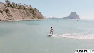 Relaxing holiday with a nice anal sex