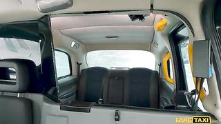 A blowjob in a car? Absolutely, yes! - Best cumpilation online