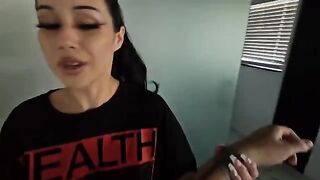 She felt the power of the cock in a steamy encounter