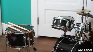 Girlfriend's cock is more valuable than the guy's, watch how they fuck
