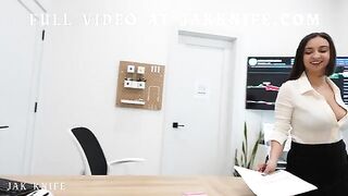 The girl came to her colleague for a surprise, and she was fucked
