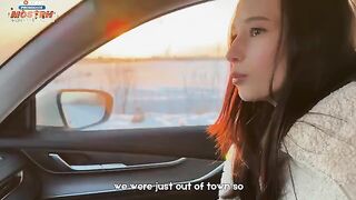 A hot girl knows how to keep warm in the car with a stranger