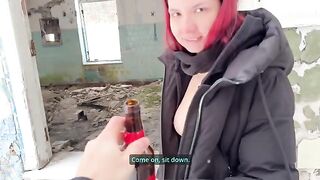 A sexy girl stuck a bottle into her juicy ass
