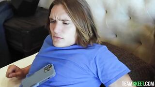 I fucked with all my might until I came, in a threesome style