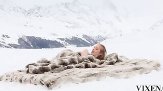 Warming up a dick with your mouth is no problem, even outdoors