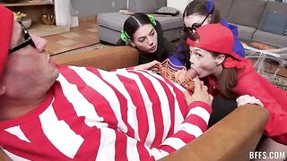 My eyes are darting around from the choice of pussies - Foursome on the couch