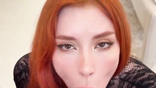 Master class in how to greet a man’s dick from the first second