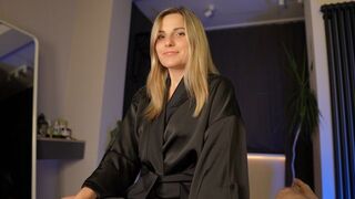 What was the surprise under the robe? The best blowjob experience!