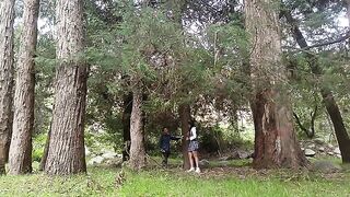 A hot girl agreed to have sex in the forest with a strange man