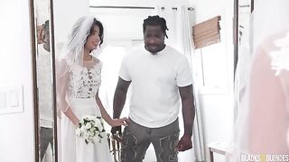 The bride chose her husband by the size of his cock