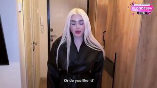 A girl came to her friend’s house and they started fucking