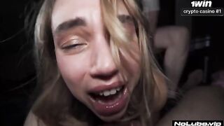 The girl lost control and rolled her eyes after the orgasm