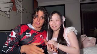 A Chinese girl was fucked by a muscular man, her skin smelled of rice and passion