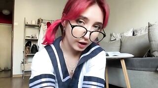 I'm not a porn actress, I'm just a girl who likes to masturbate