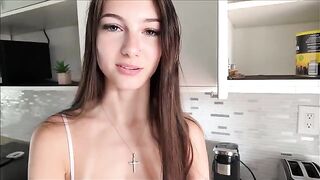 The stepdad fucks his stepdaughter in a steamy therapy session