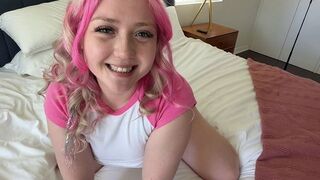 A hot stepdaughter has wet panties and a dirty mind