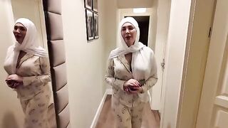 Behind the scenes with Mira Nouri and hot men