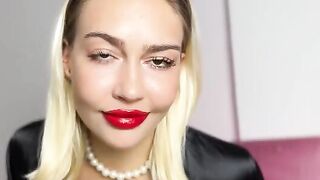 A hungry princess has an insatiable need for cum eating instruction