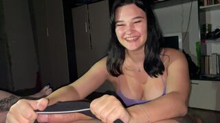 Girl agreed to blowjob just for the sake of the bet at the party