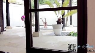 A beautiful woman fucked with me in a luxury resort in a tropical country