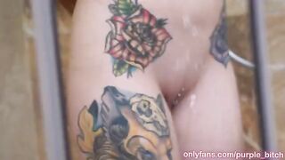 Stepbrother fucks his stepsister in the shower stall, she loves it