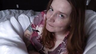 Warm bed and mommy’s embrace in a sensual scene